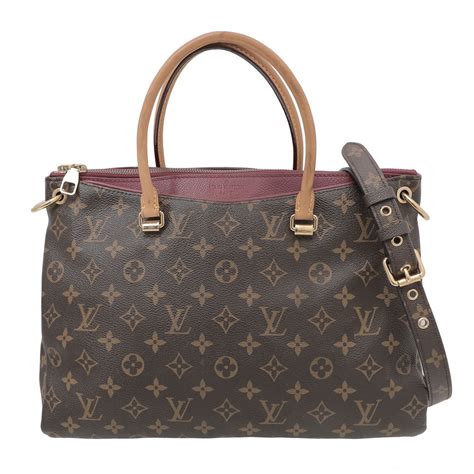 pallas mng raisin louis vuitton|Louis Vuitton Monogram Pallas Bag Reference Guide.